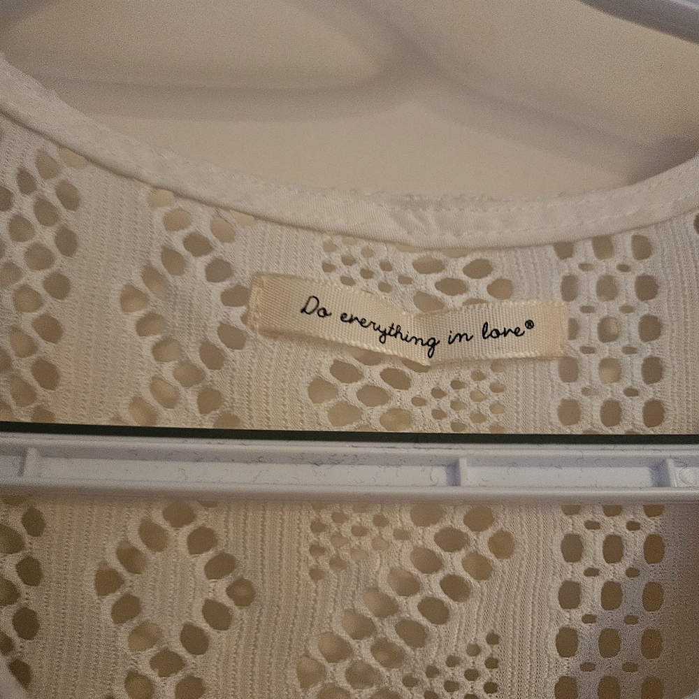 Do Everything in Love White Lace Top - Picture 3 of 6